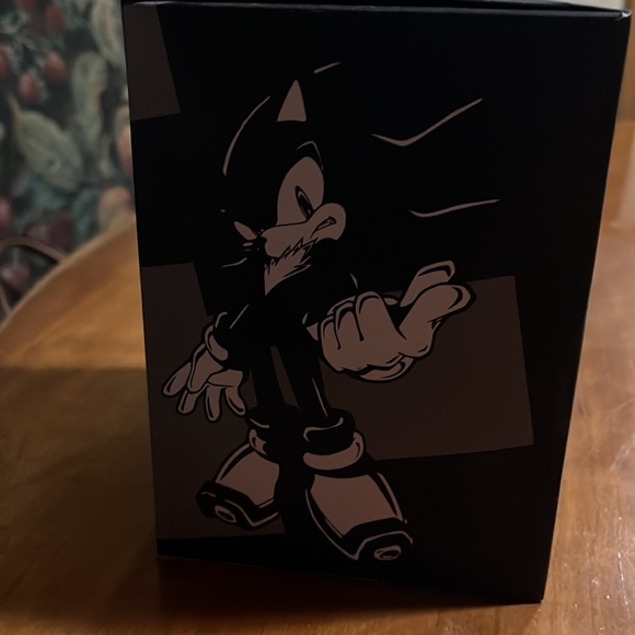 Shadow the Hedgehog figure - Picture 2 of 6